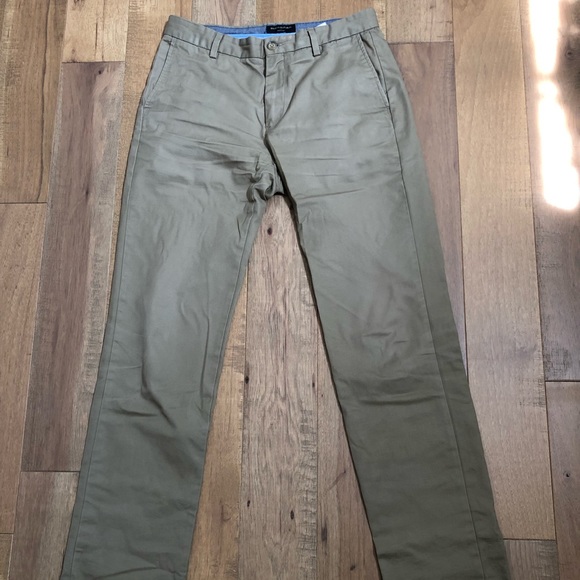 Banana Republic Men’s Chinos Pants, Size 32X34 - Picture 1 of 4